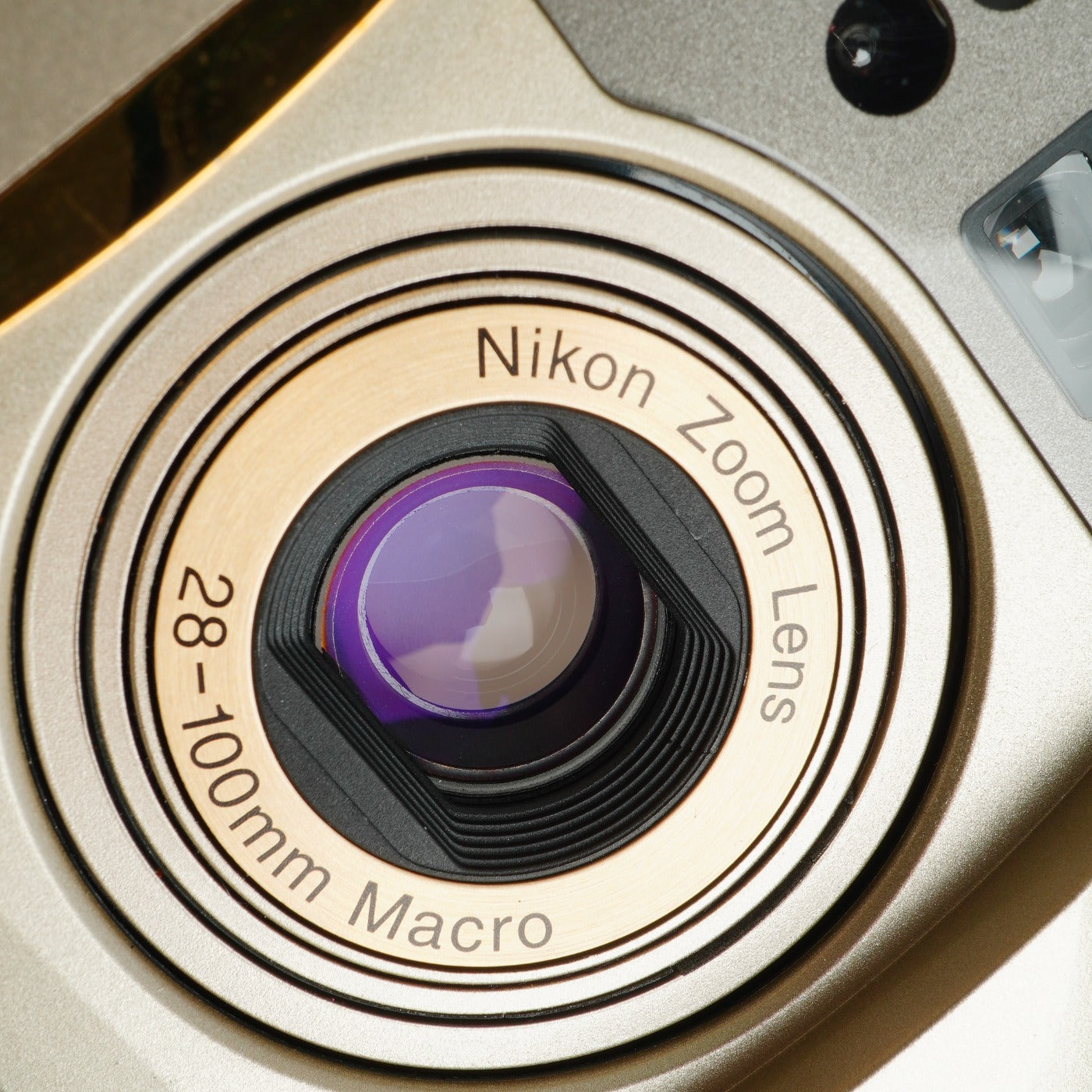 Nikon Lite Touch Zoom 100W AF QUARTZ DATE 28-100mm F/5.8-10.5 コンパクトフィルムカメラ