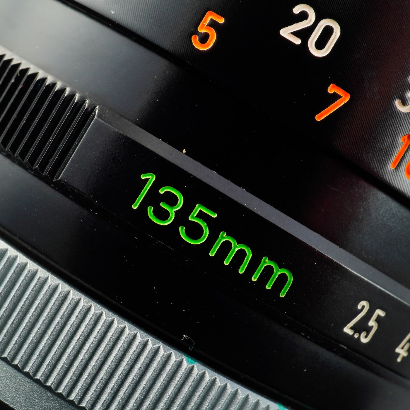 Canon FD 135mm F/2.5 単焦点レンズ