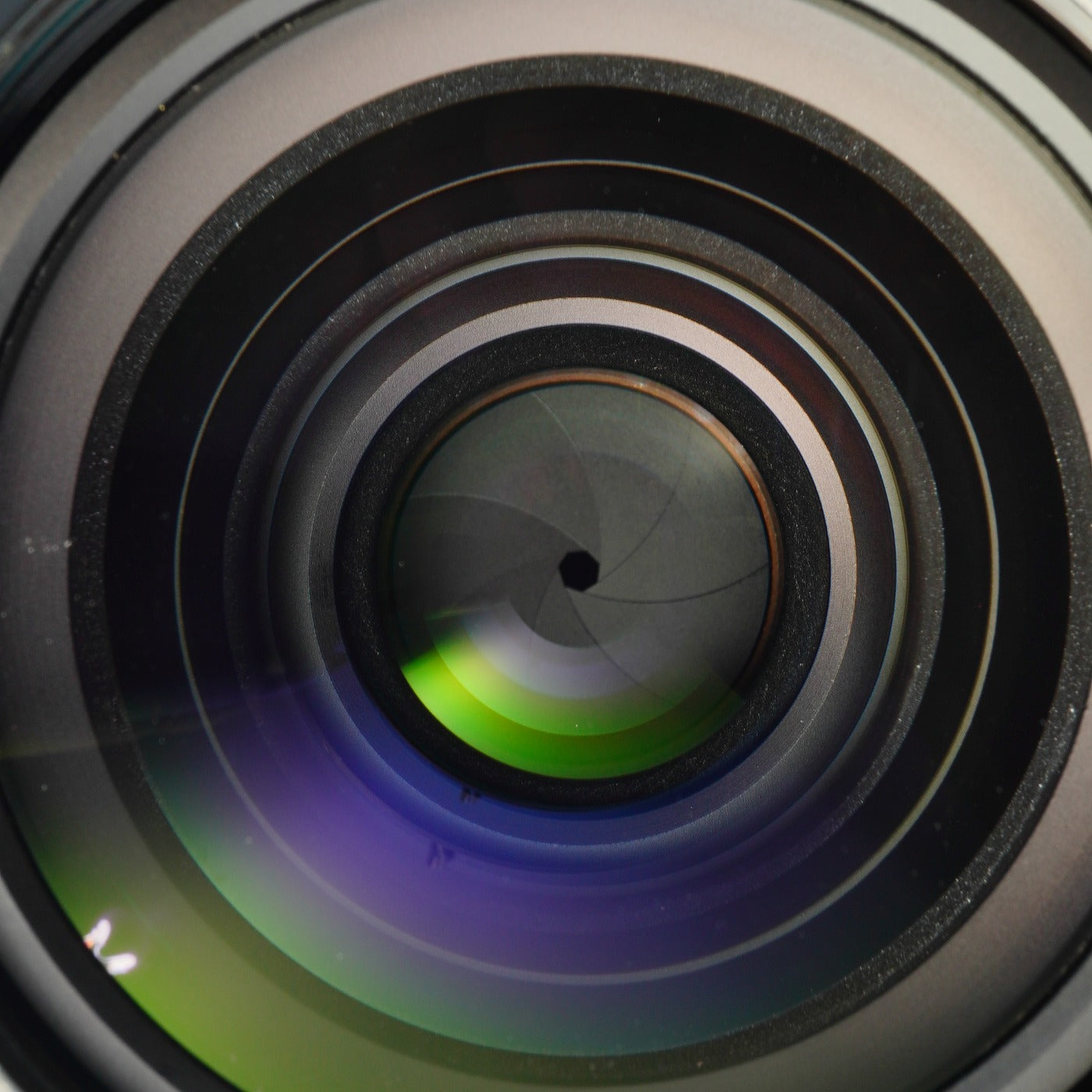 Nikon Ai Nikkor 35mm F/2 単焦点レンズ