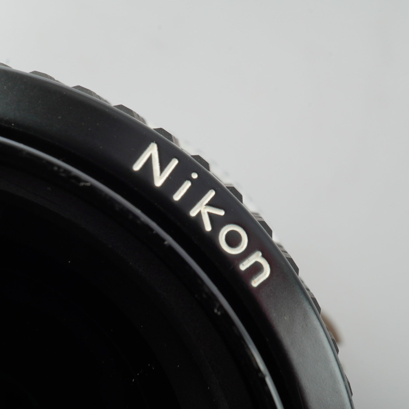 Nikon Ai Nikkor 35mm F/2 単焦点レンズ