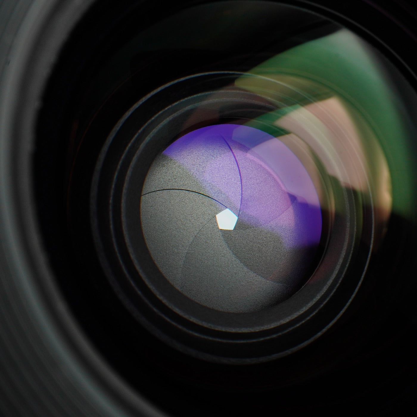 Canon New FD NFD 28mm F/2.8 単焦点レンズ