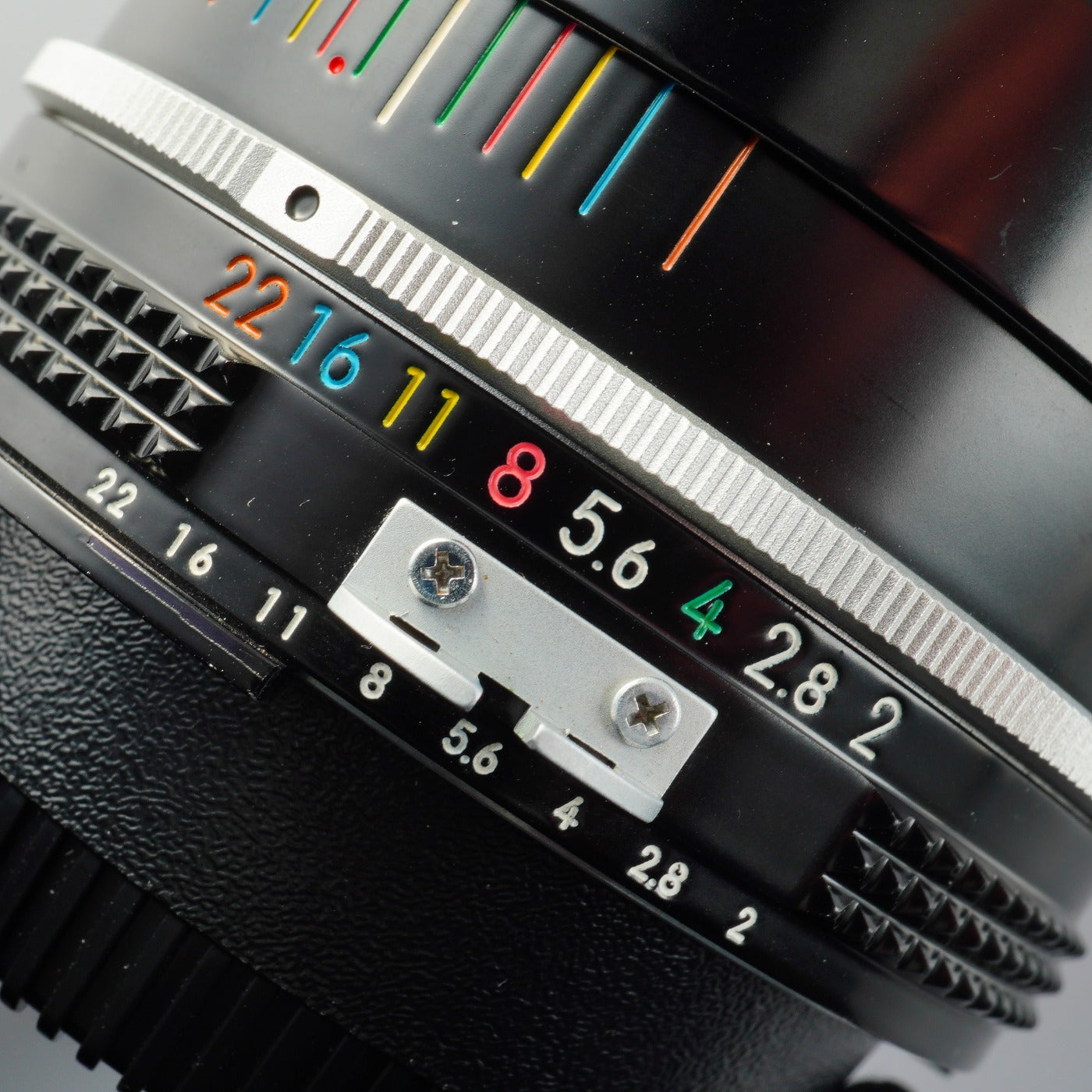 Nikon Ai Nikkor 35mm F/2 単焦点レンズ