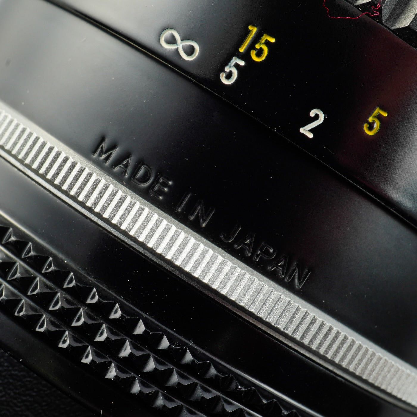 Nikon Ai Nikkor 35mm F/2 単焦点レンズ