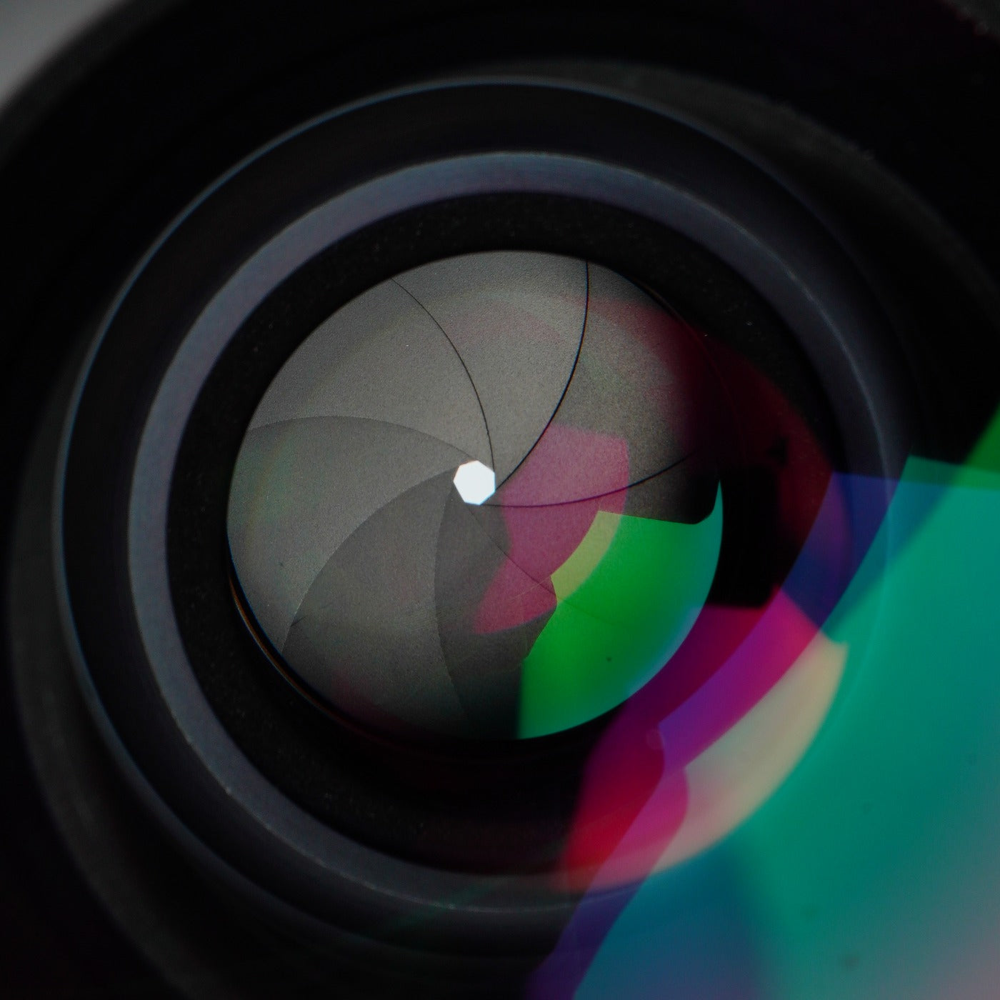 Nikon Ai Nikkor 35mm F/2 単焦点レンズ