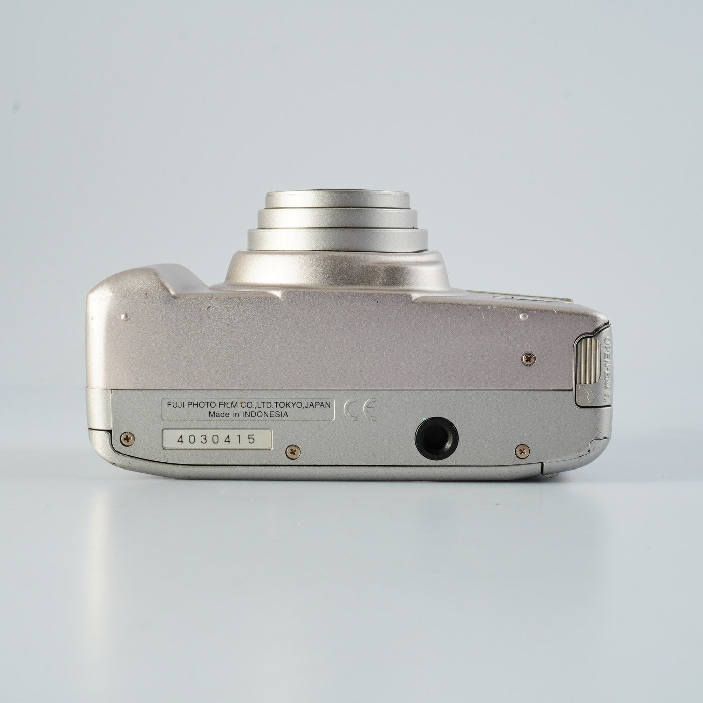 FUJIFILM Silvi 1600 38-160mm F/5.8-12.6 コンパクトフィルムカメラ