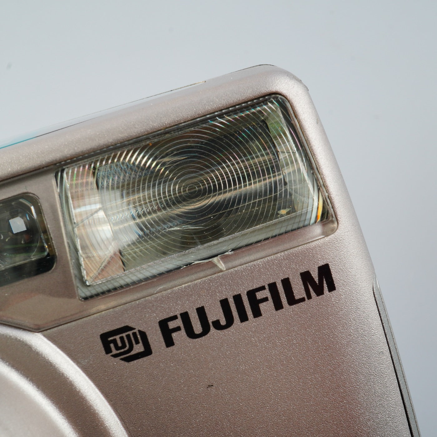 FUJIFILM Silvi 1600 38-160mm F/5.8-12.6 コンパクトフィルムカメラ