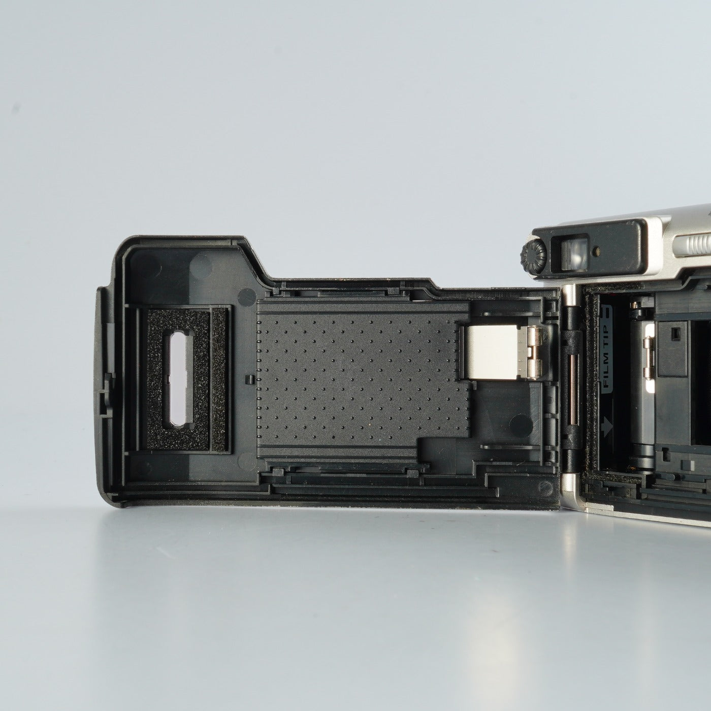 FUJIFILM Silvi 1600 38-160mm F/5.8-12.6 コンパクトフィルムカメラ