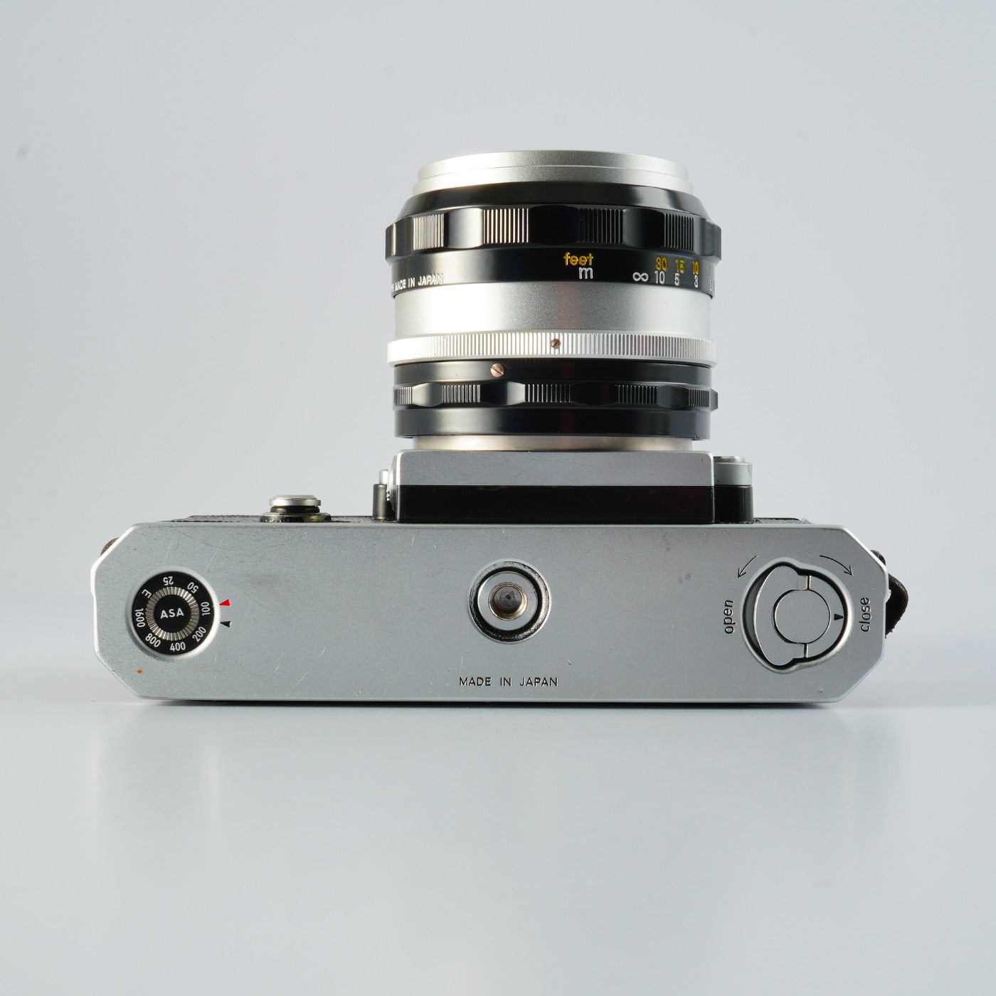 【CLA’d】 Nikon F Silver + Waist level + NIKKOR 50mm F/1.4 MF フィルム一眼レフカメラ