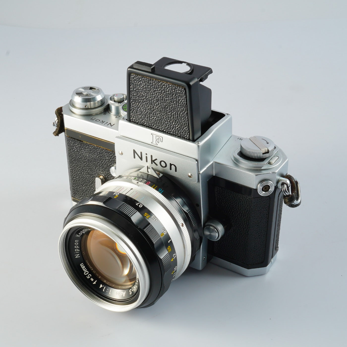 【CLA’d】 Nikon F Silver + Waist level + NIKKOR 50mm F/1.4 MF フィルム一眼レフカメラ