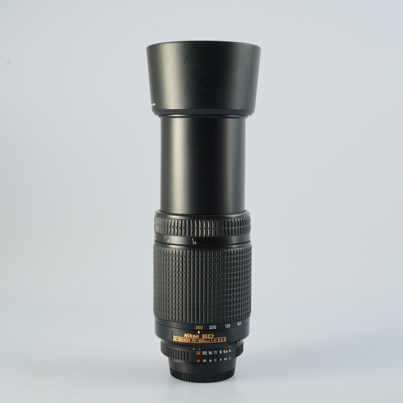 Nikon AF NIKKOR 70-300mm F/4-5.6 D ED ズームレンズ