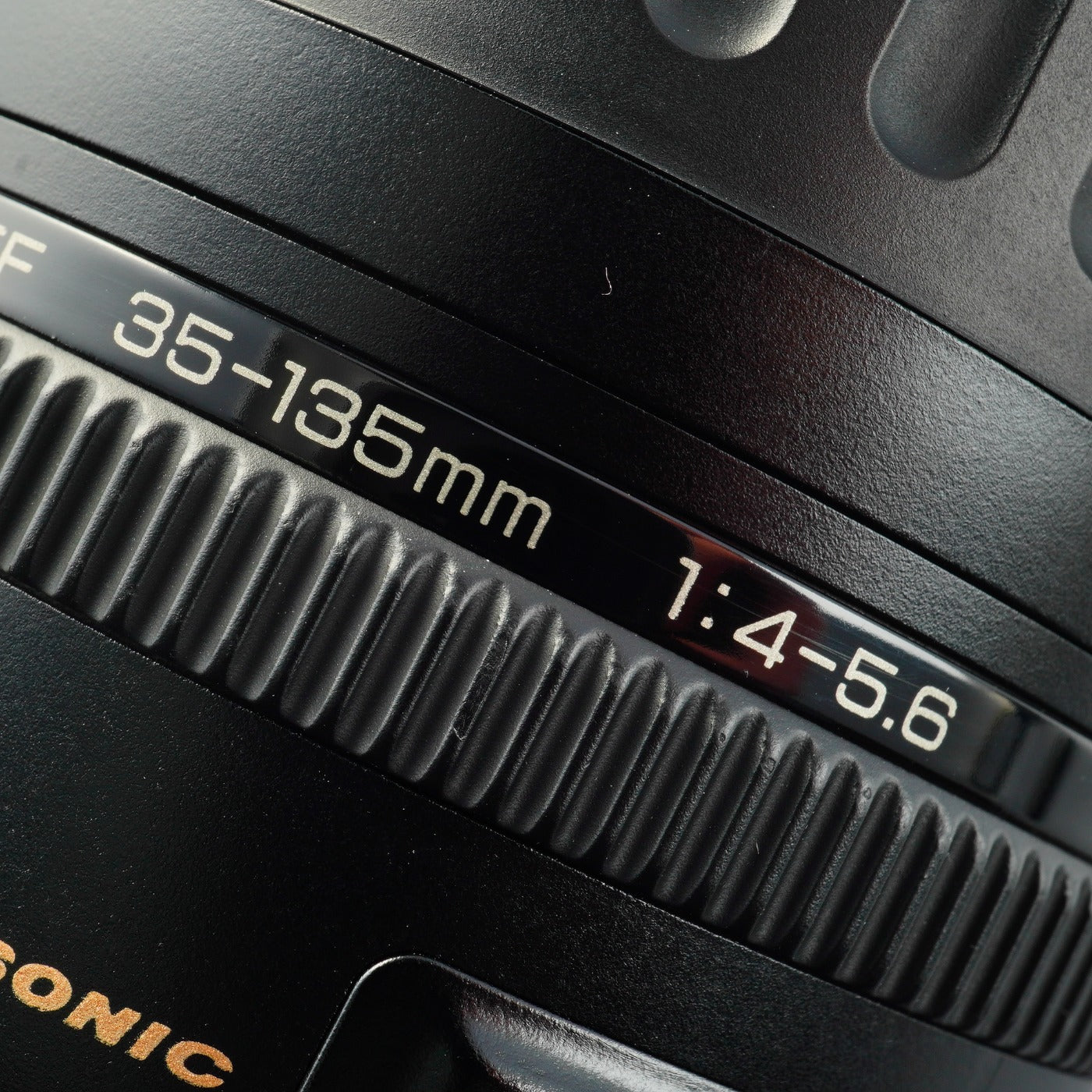 Canon EF 35-135mm F/4-5.6 USM ズームレンズ