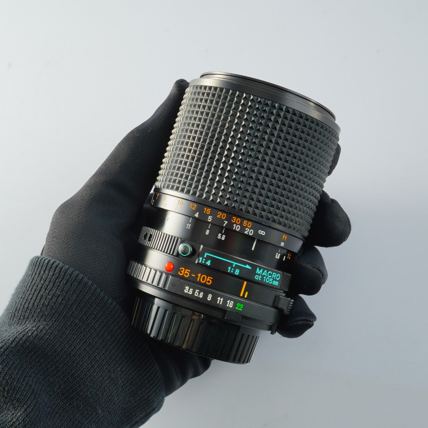 MINOLTA MD ZOOM 35-105mm F/3.5-4.5 Zoom Lens