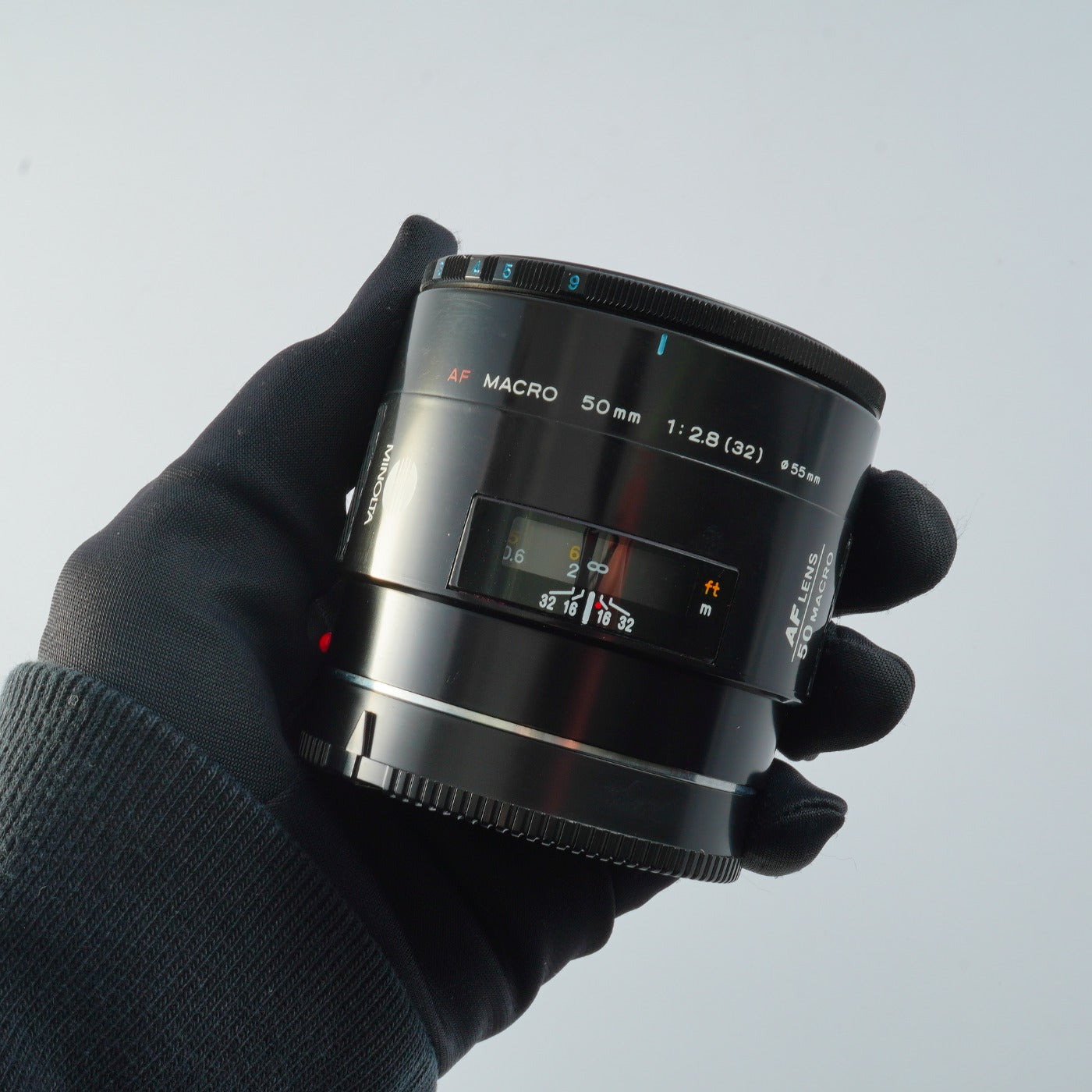 MINOLTA AF MACRO 50mm F/2.8 prime lens