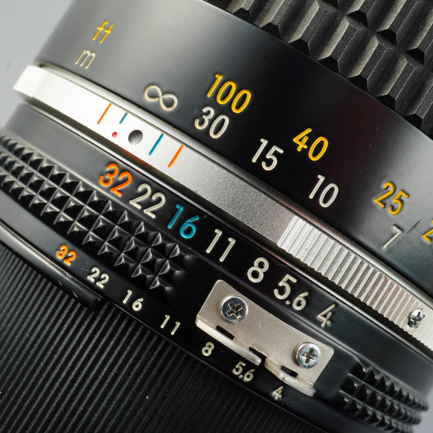 Nikon Ai-S NIKKOR 200mm F/4 prime lens