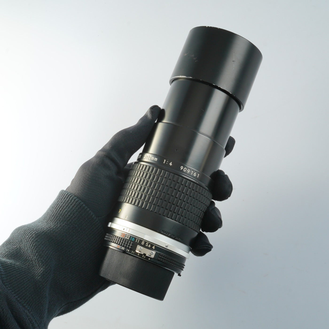 Nikon Ai-S NIKKOR 200mm F/4 prime lens