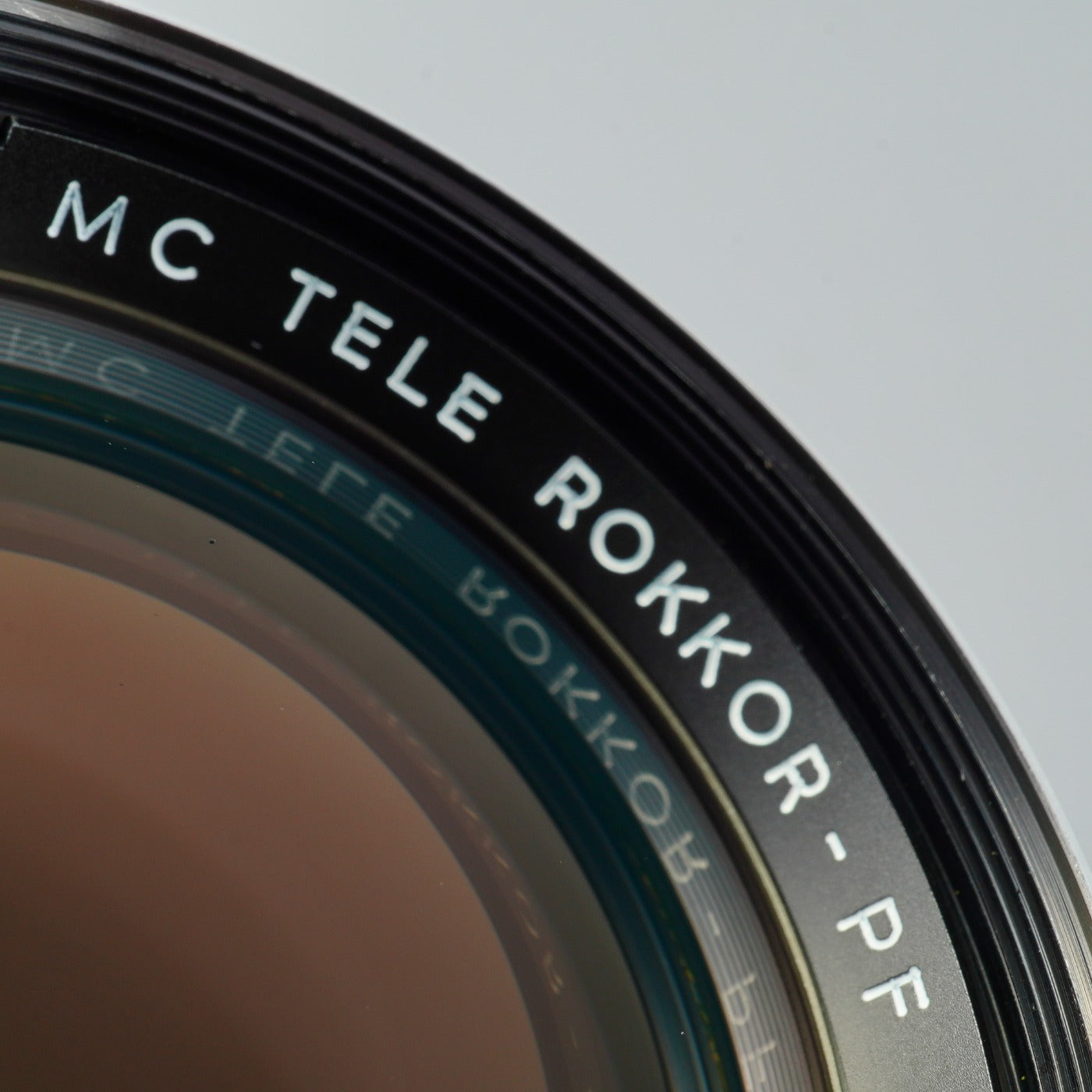 MINOLTA MC TELE ROKKOR PF 135mm F/2.8 prime lens