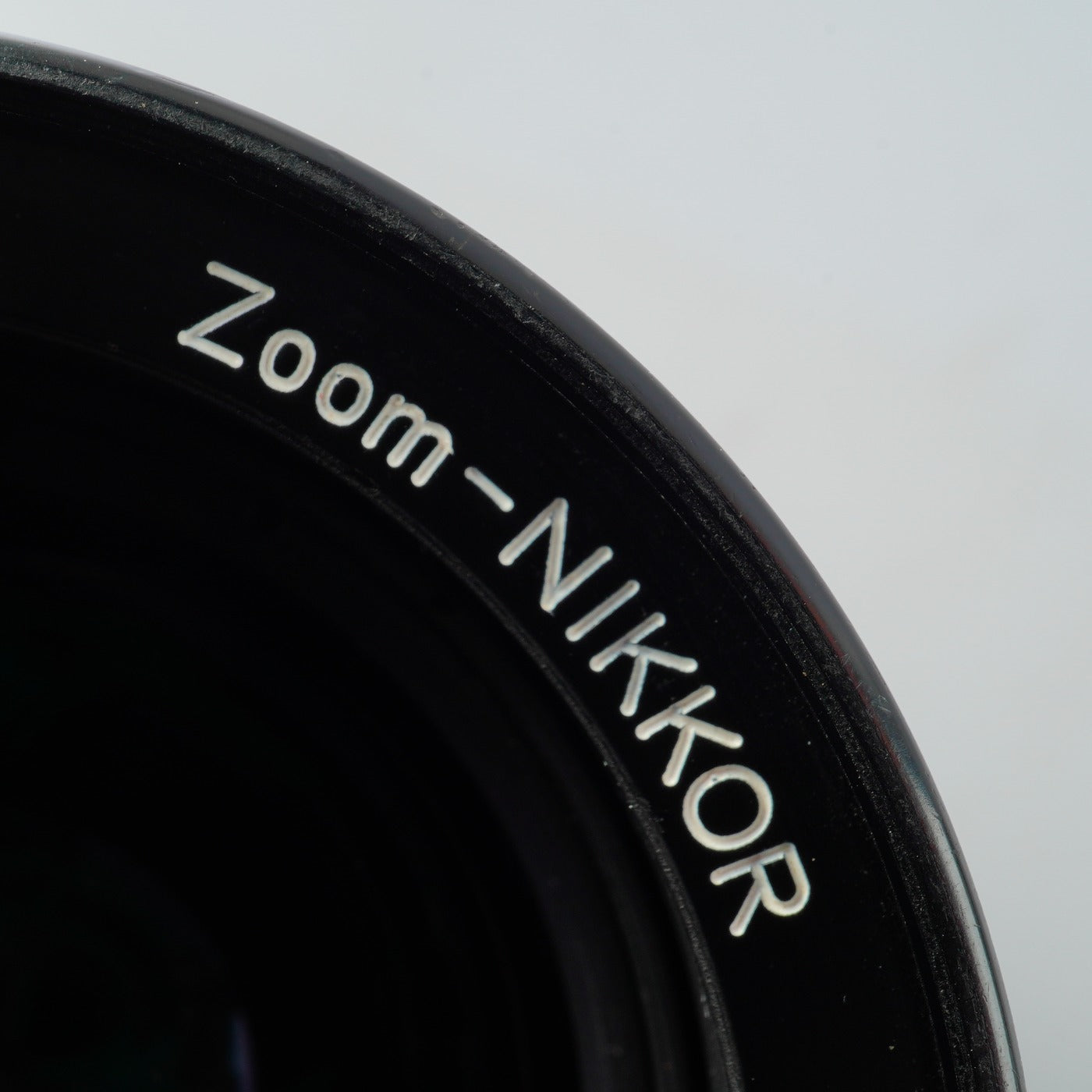 Nikon Ai-S Zoom-NIKKOR 35-70mm F/3.5 MACRO Zoom Lens