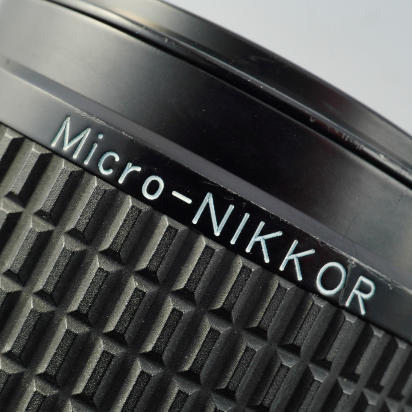 Nikon Ai-S Micro NIKKOR 105mm F/2.8 Prime Lens