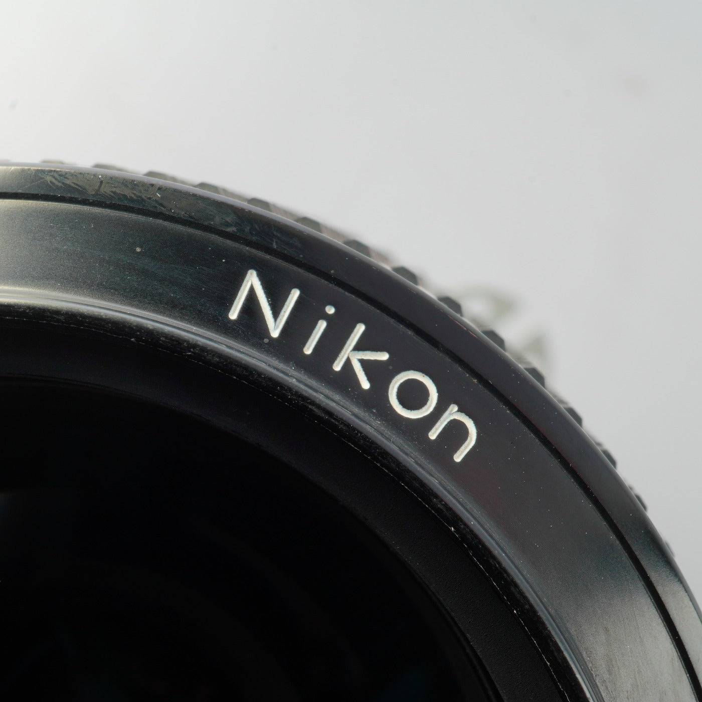 Nikon Ai Zoom-NIKKOR 43-86mm F/3.5 Zoom Lens