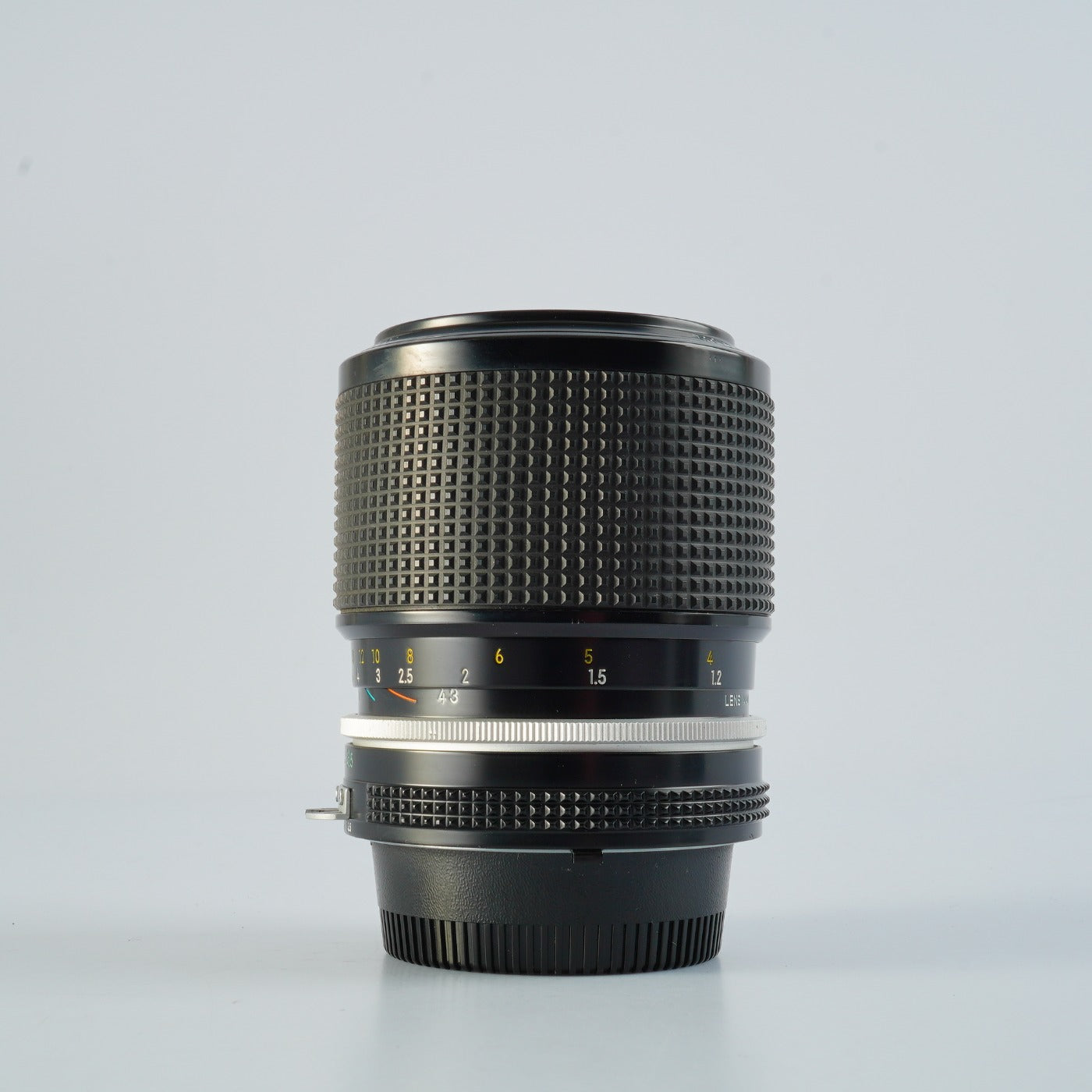 Nikon Ai Zoom-NIKKOR 43-86mm F/3.5 Zoom Lens