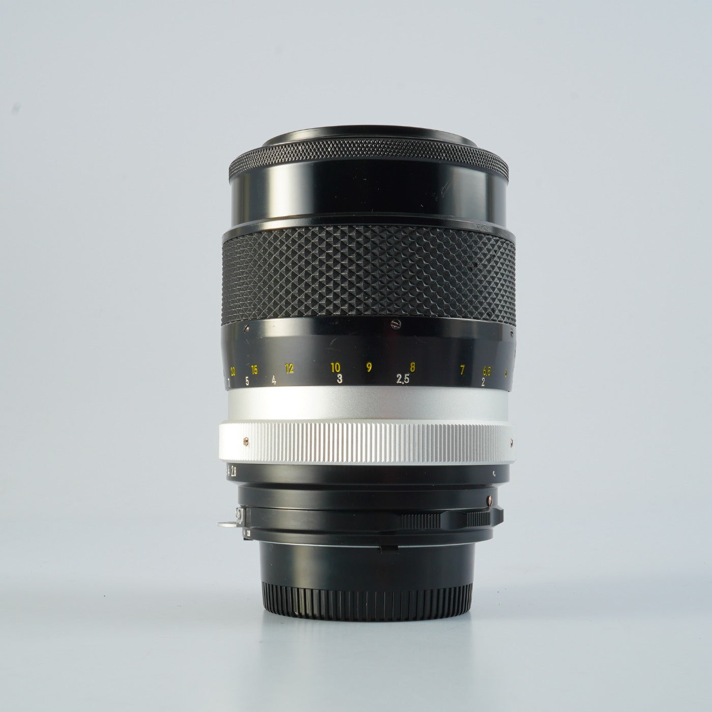 Nikon Ai NIKKOR-Q Auto 135mm F/2.8 prime lens