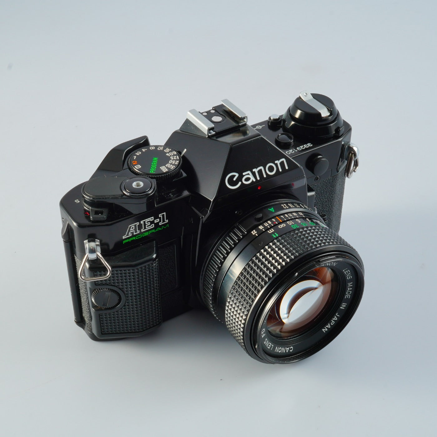 【CLA’d】 Canon AE-1 Program + New FD 50mm F/1.4 MF フィルム一眼レフカメラ