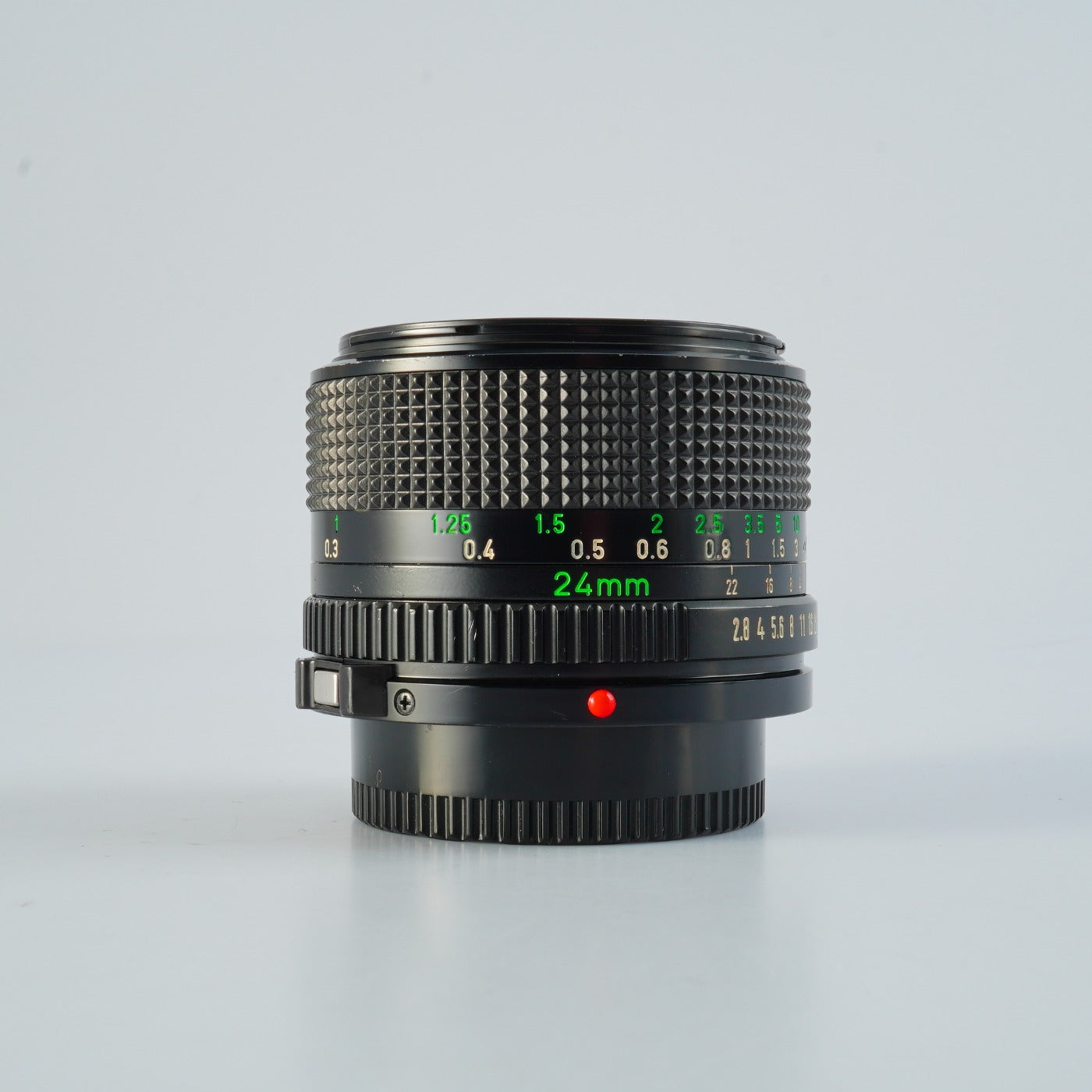 【ジャンク】 Canon New FD NFD 24mm F/2.8 単焦点レンズ