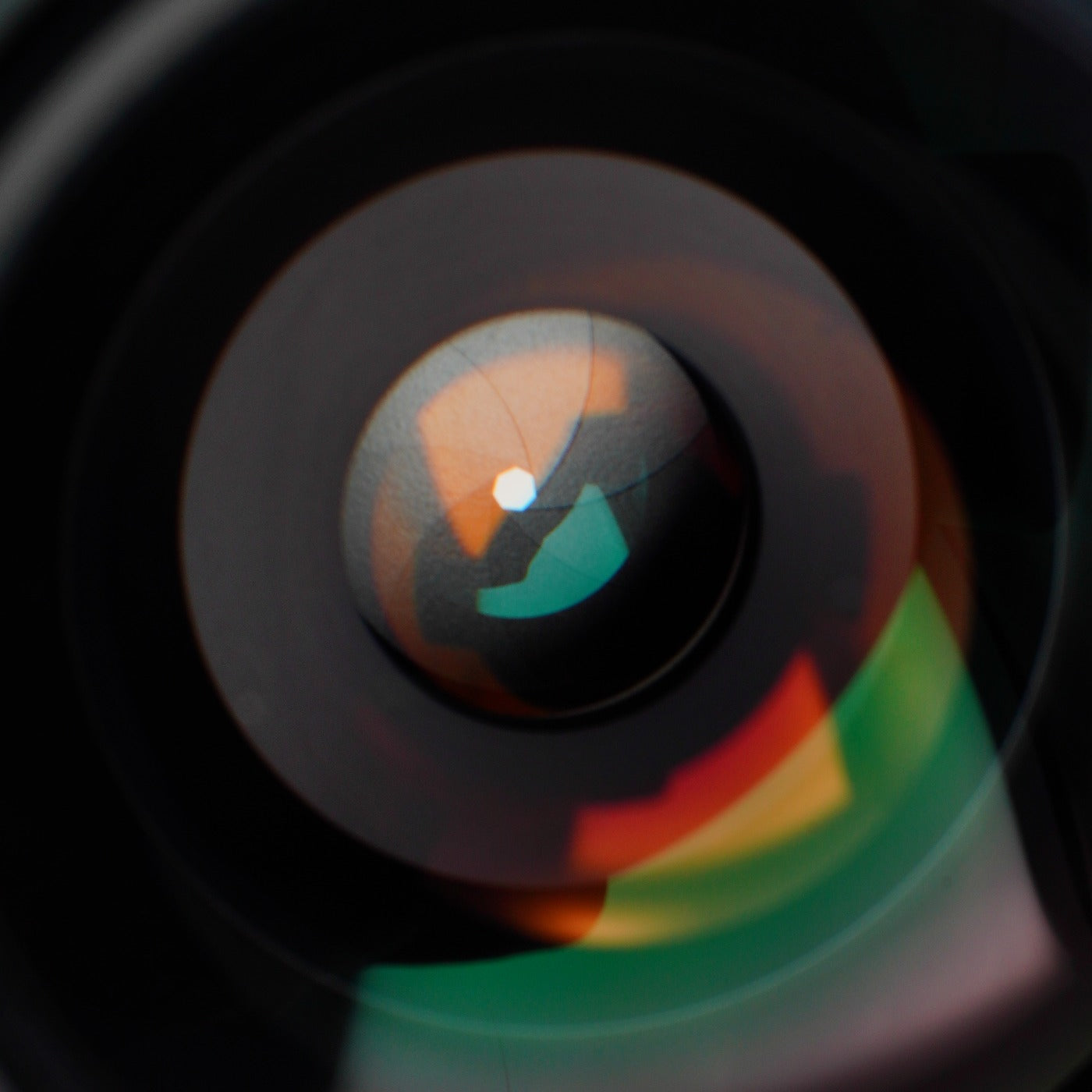 MINOLTA AF 28mm F/2.8 prime lens