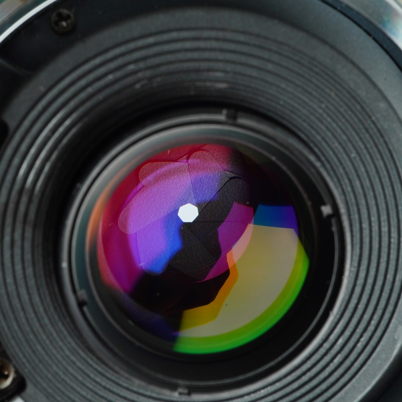 MINOLTA AF 28mm F/2.8 prime lens