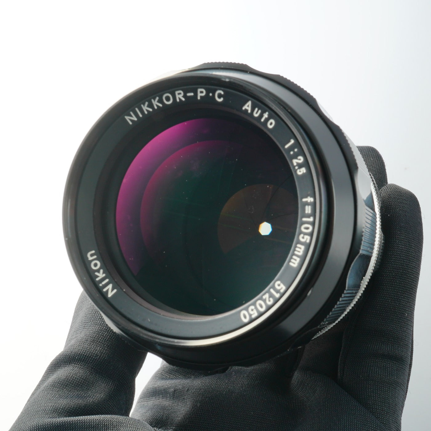 Nikon 非Ai NIKKOR-P.C Auto 105mm F/2.5 単焦点レンズ
