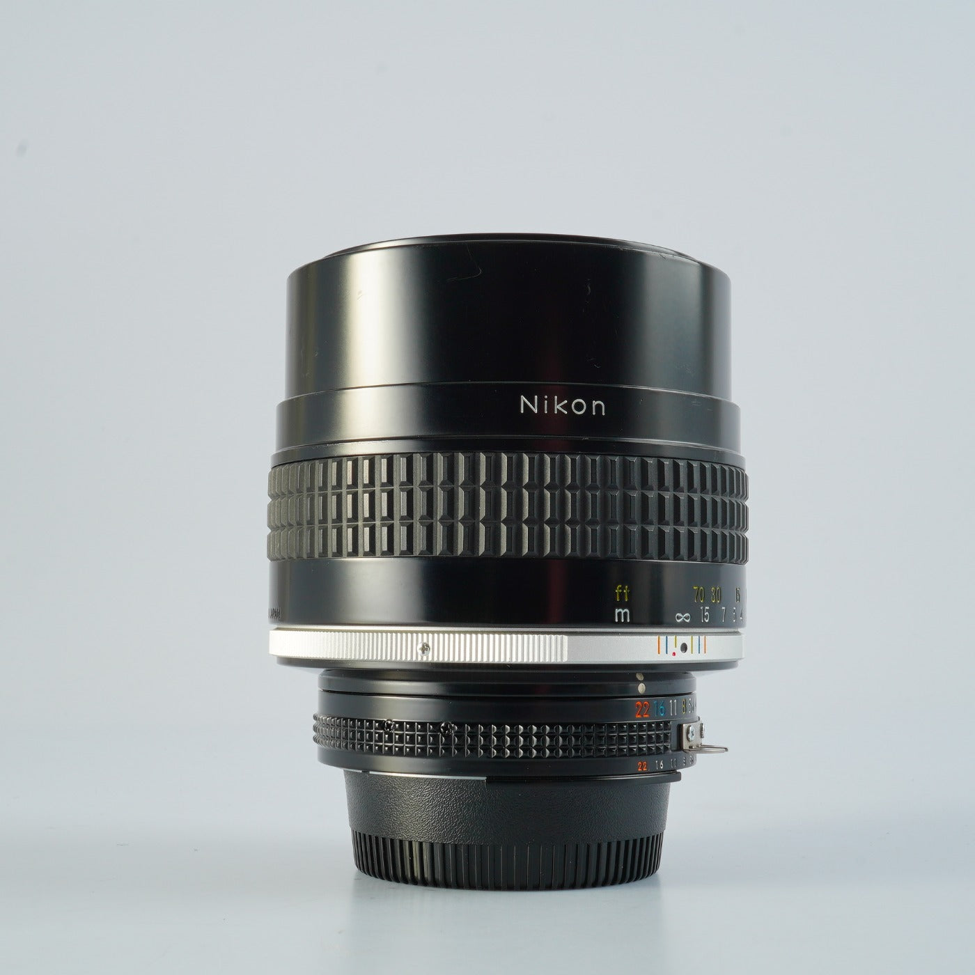 Nikon Ai-S NIKKOR 105mm F/1.8 Prime Lens
