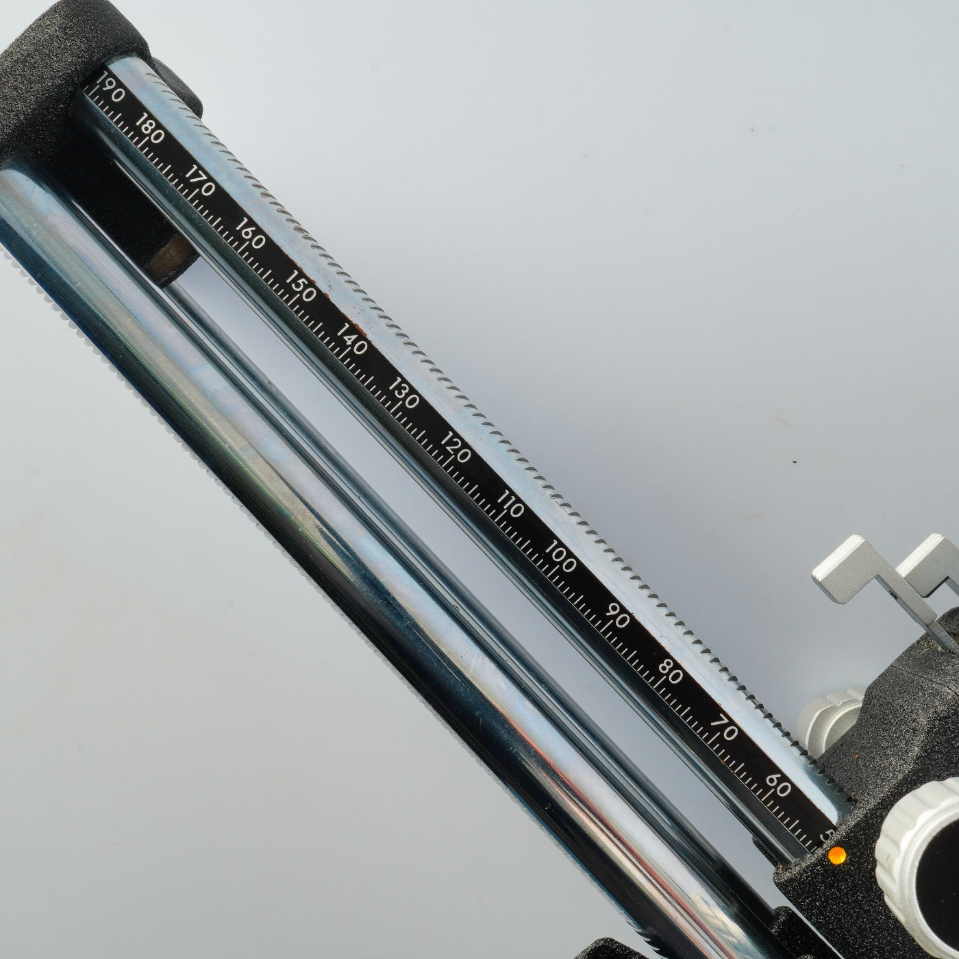 Nikon Balgengerät PB-4 Fokussieraufsatz Kamerazubehör