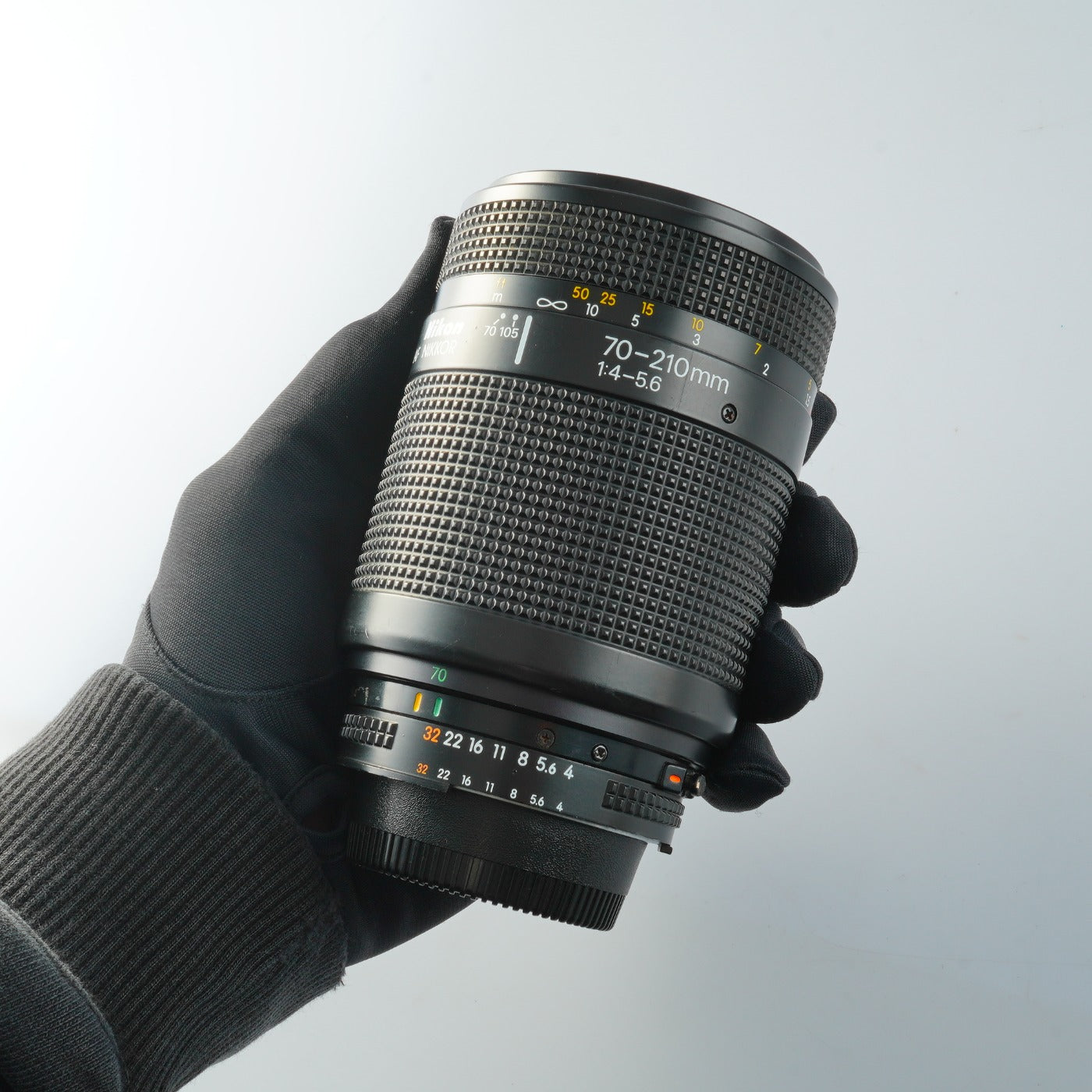 Nikon AF NIKKOR 70-210mm F/4-5.6 Zoom Lens