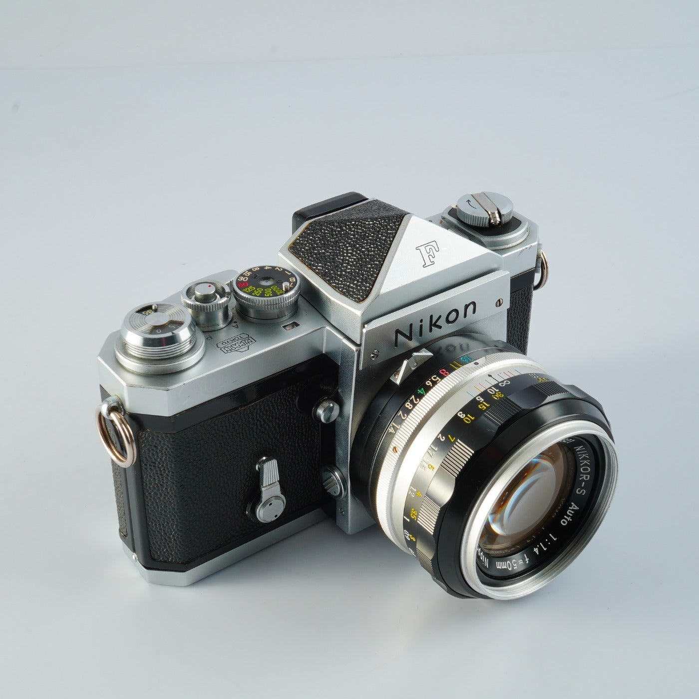 【Serviced】 Nikon F Eyelevel Early Model Silver + NIKKOR 50mm F/1.4 MF フィルム一眼レフカメラ