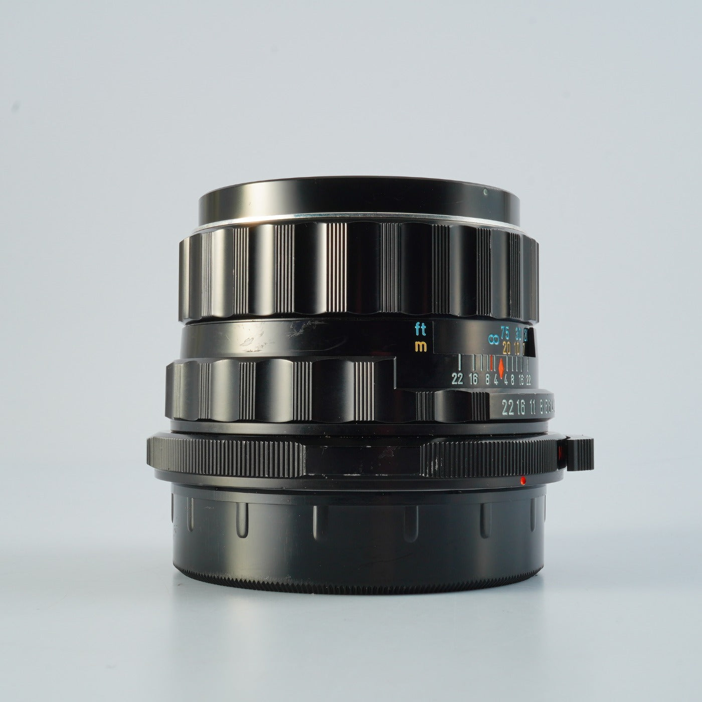 PENTAX Super Multi Coated Takumar 6x7 105mm F/2.4 prime lens (for PENTAX 67)