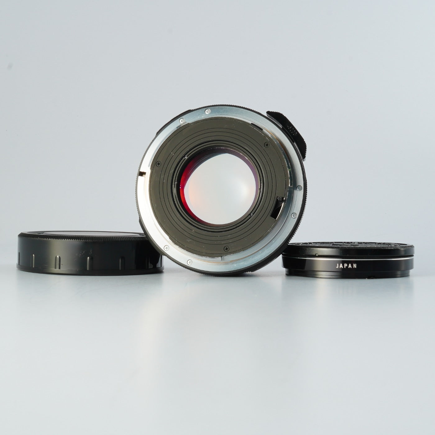 PENTAX Super Multi Coated Takumar 6x7 105mm F/2.4 prime lens (for PENTAX 67)