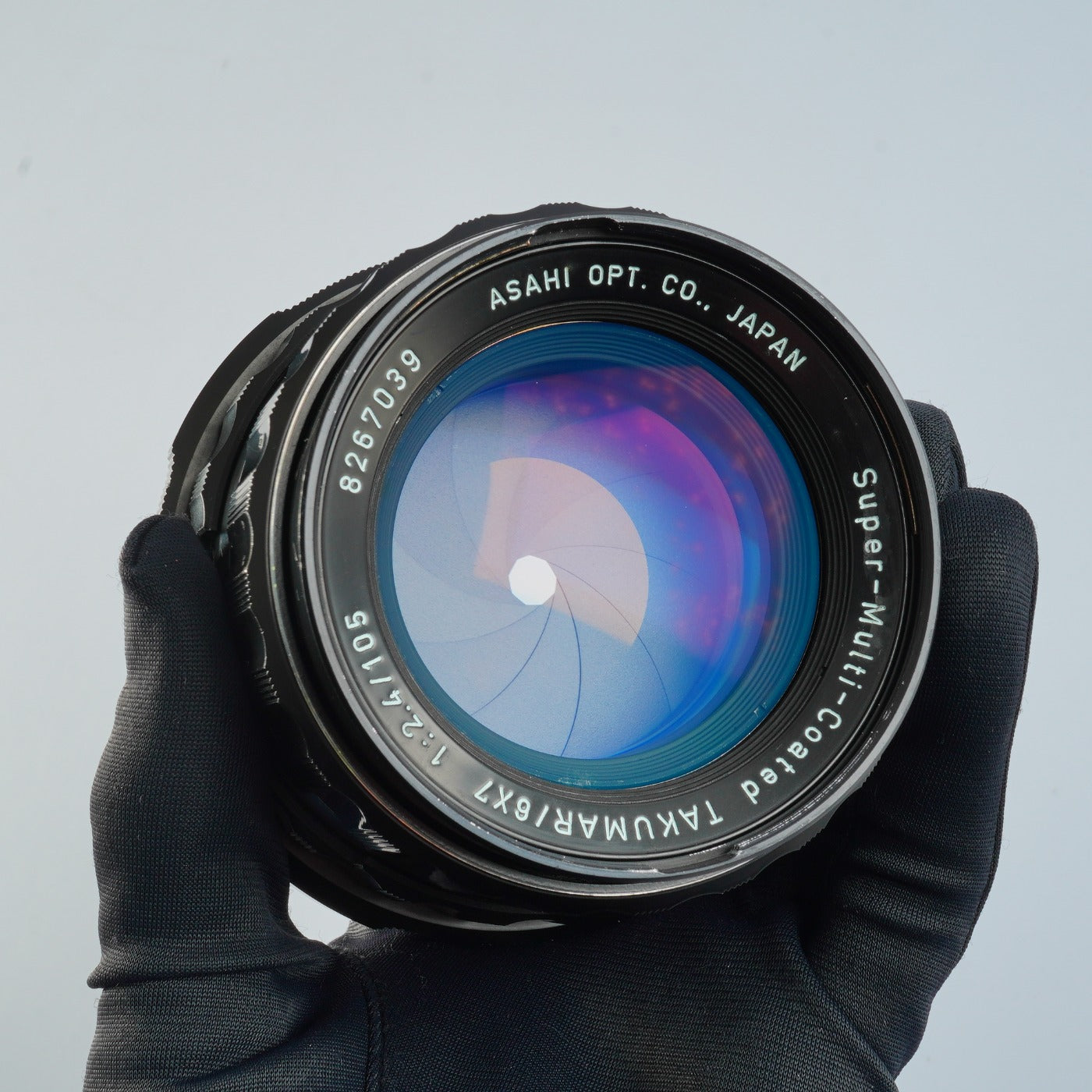 PENTAX Super Multi Coated Takumar 6x7 105mm F/2.4 prime lens (for PENTAX 67)