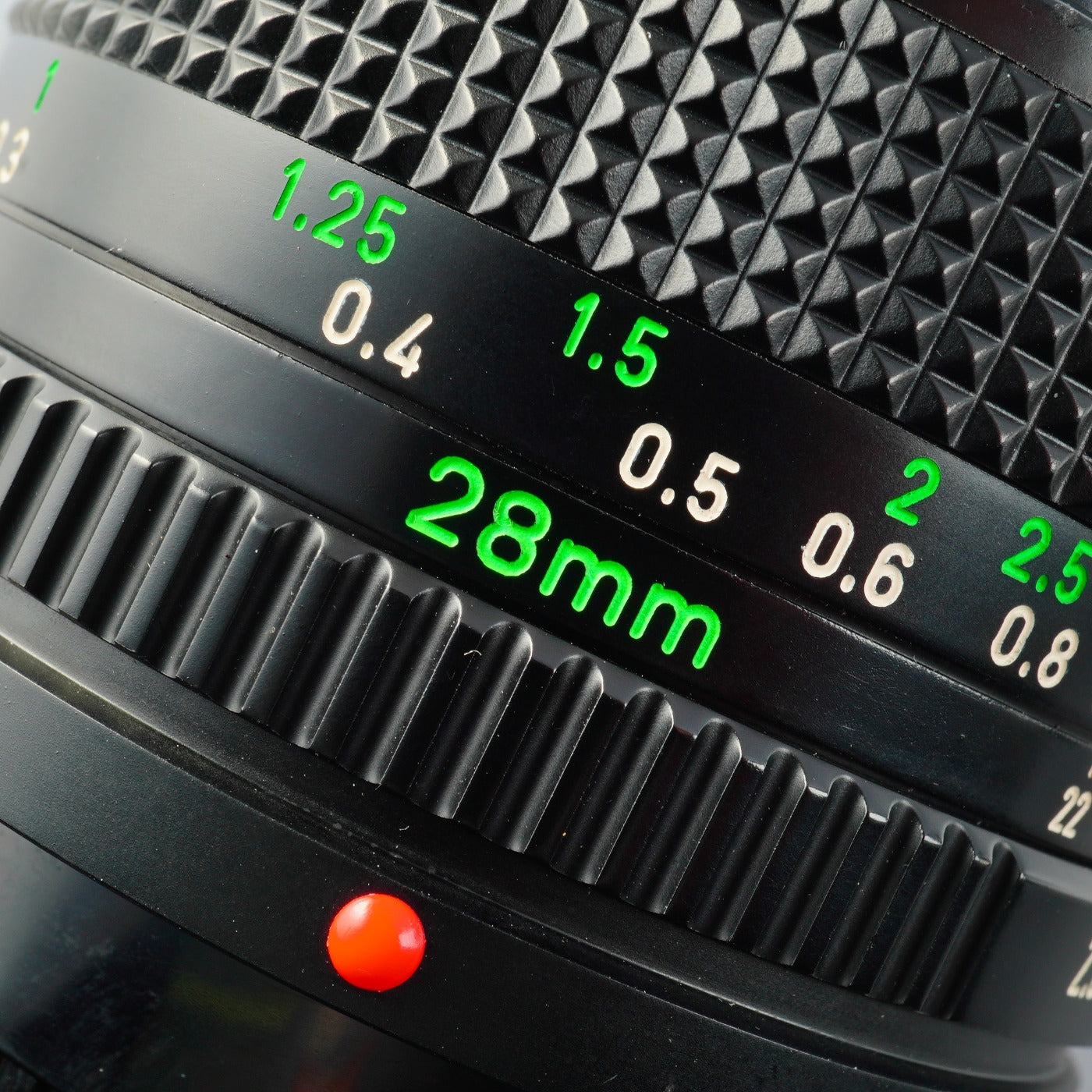 Canon New FD NFD 28mm F/2.8 Festbrennweitenobjektiv