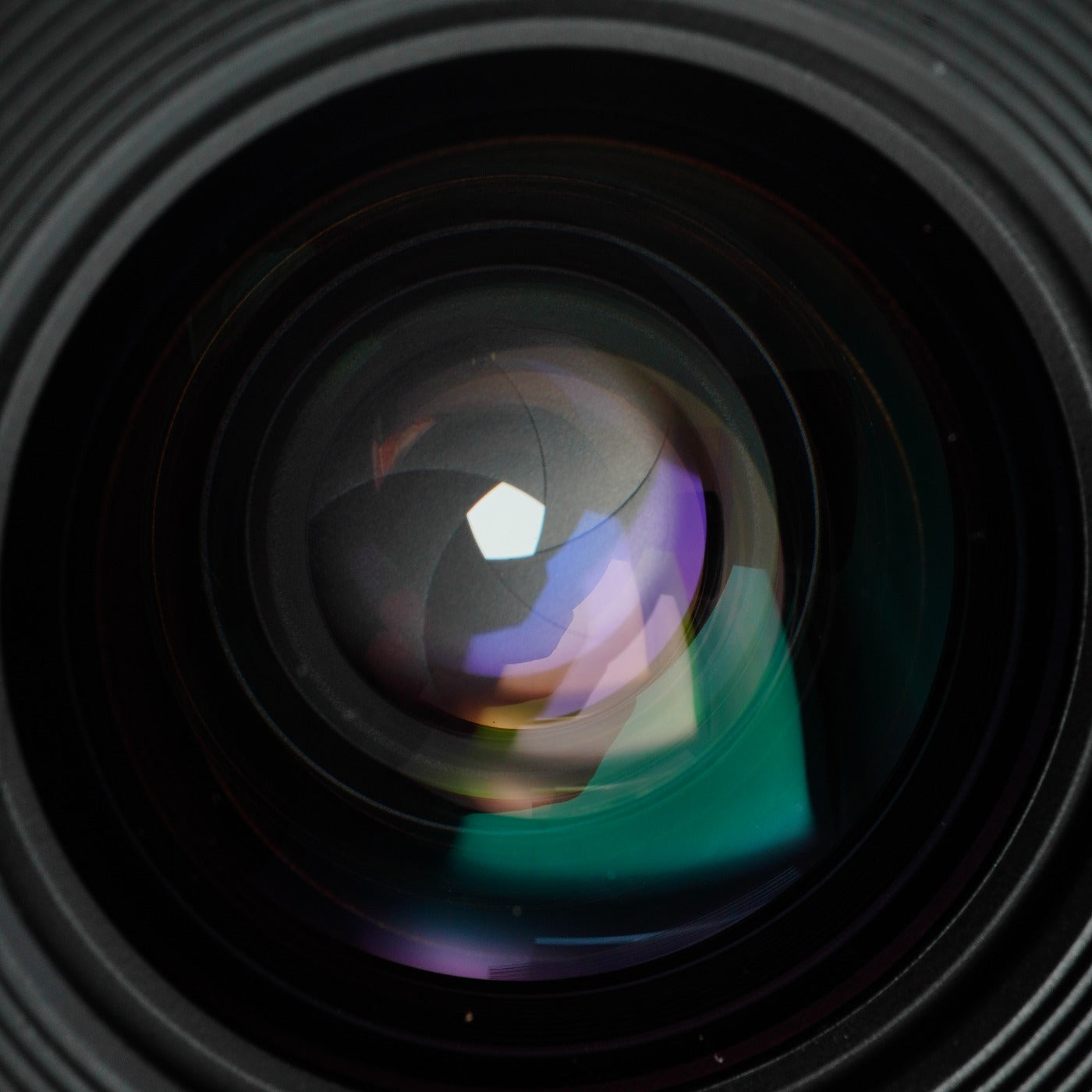 Canon New FD NFD 28mm F/2.8 Festbrennweitenobjektiv