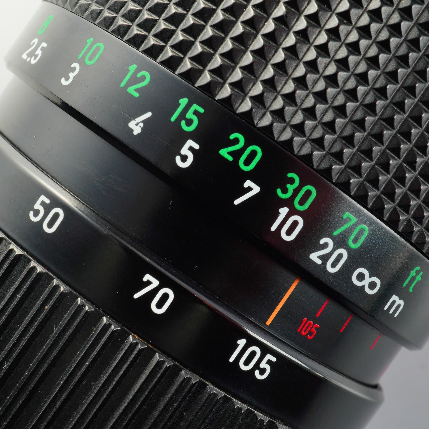 Canon New FD 35-105mm F/3.5 Zoomobjektiv