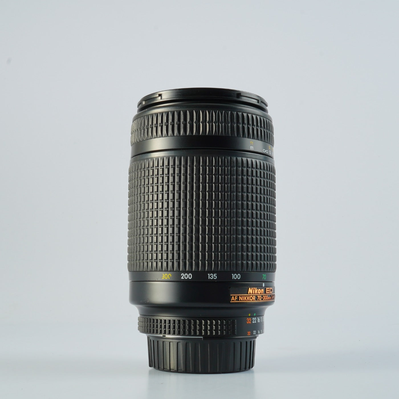 Nikon AF NIKKOR 70-300mm F/4-5.6 D ED ズームレンズ – 山田写真機店