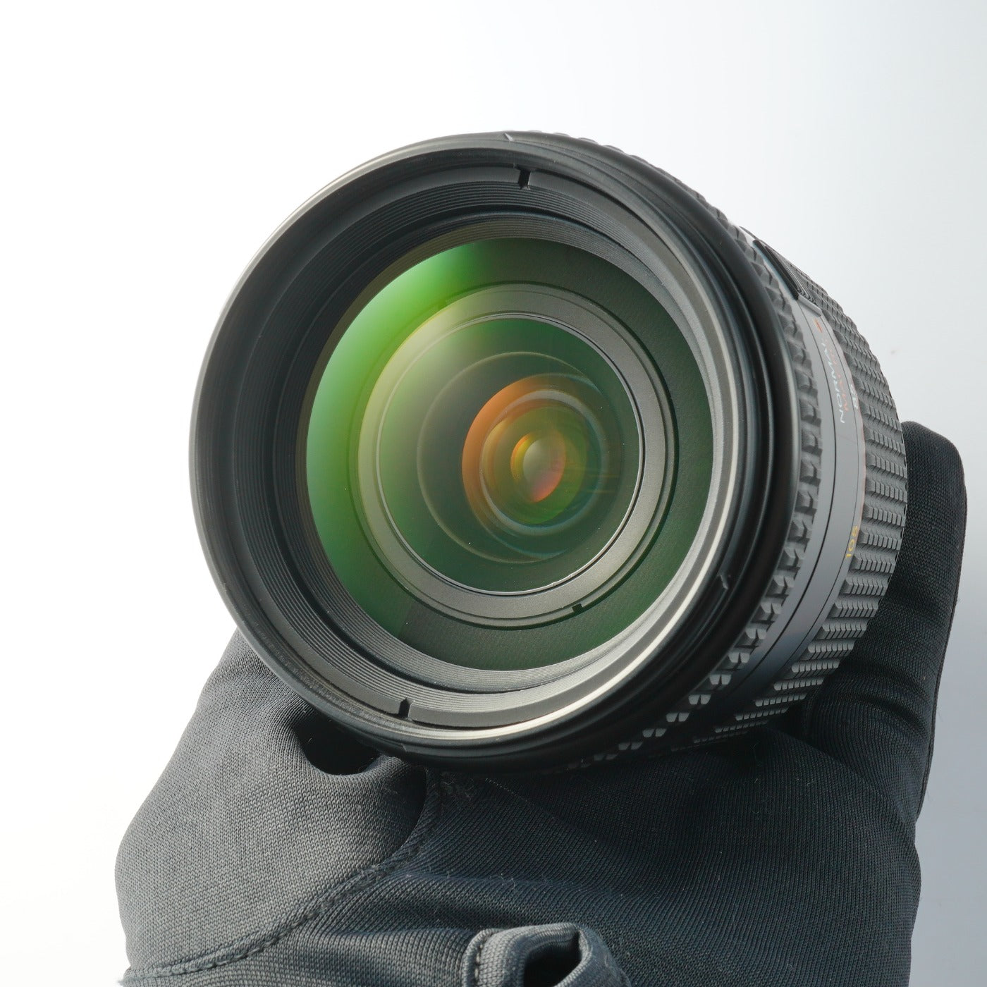 Nikon AF NIKKOR 28-105mm F/3.5-4.5 D Zoom Lens