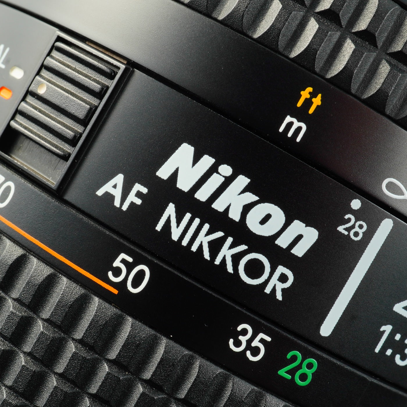 Nikon AF NIKKOR 28-105mm F/3.5-4.5 D Zoom Lens