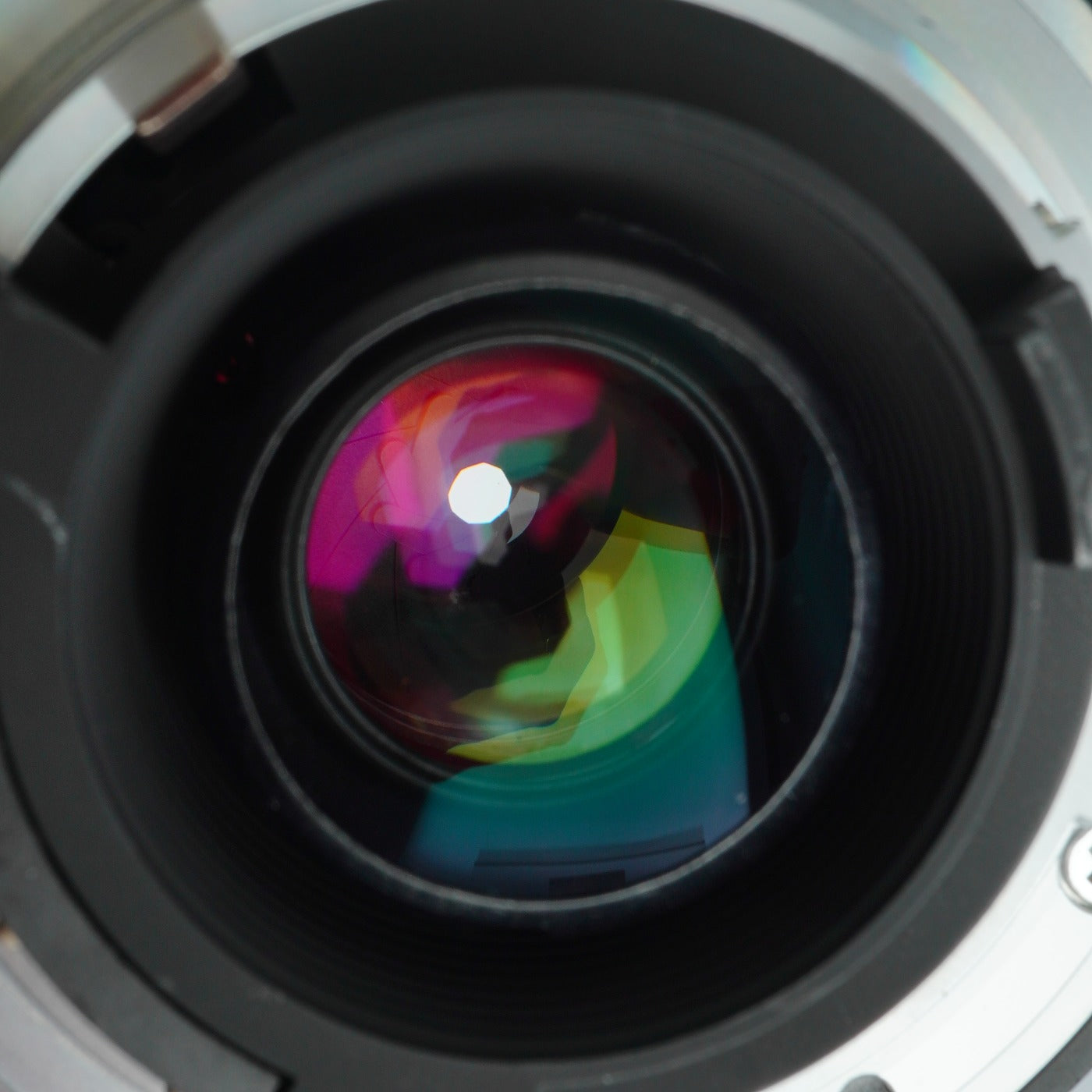 Nikon AF NIKKOR 28-105mm F/3.5-4.5 D Zoom Lens
