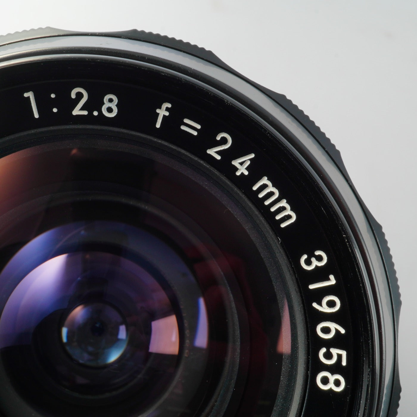 Nikon 非Ai NIKKOR-N 24mm F/2.8 単焦点レンズ