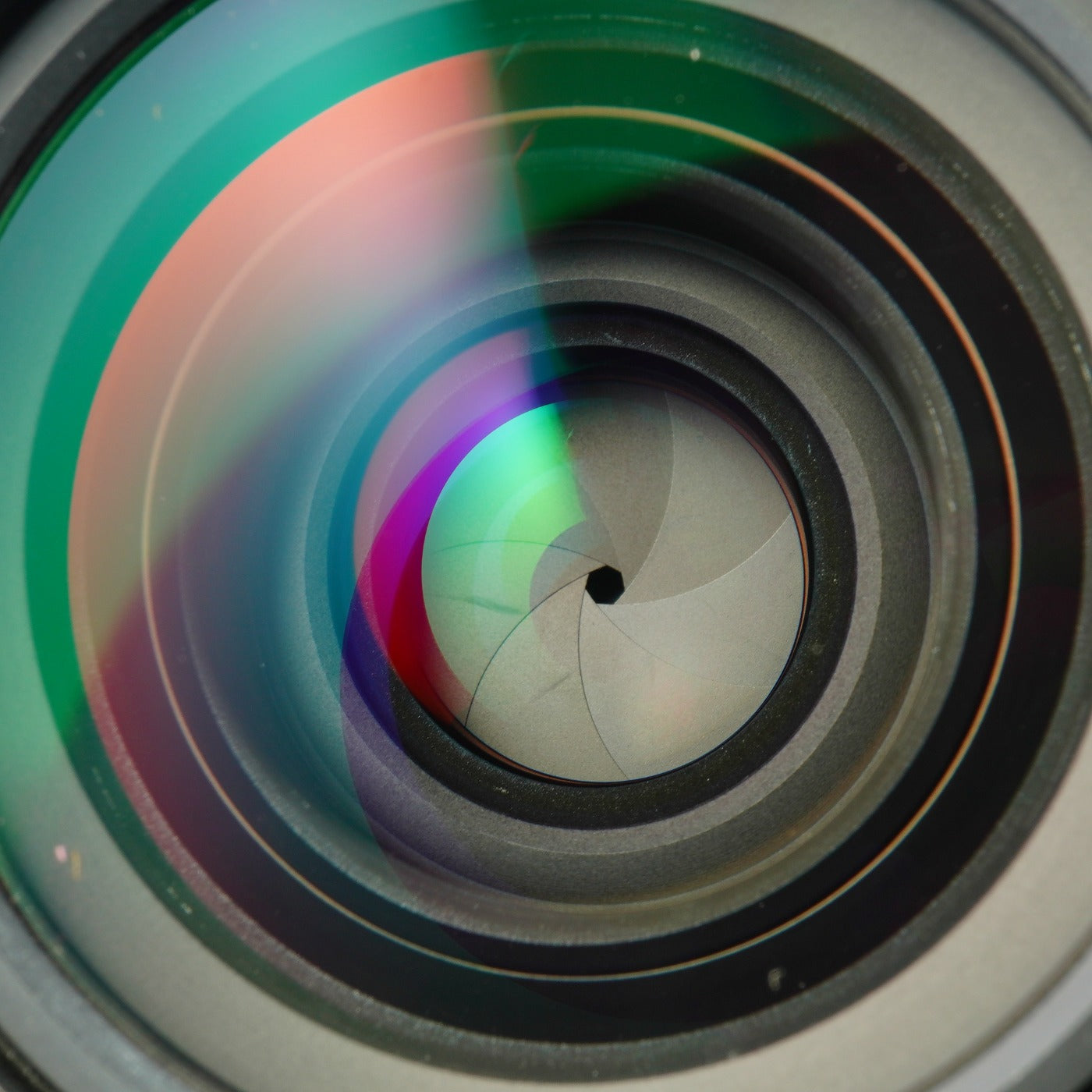 Nikon non-Ai NIKKOR 35mm F/2 prime lens