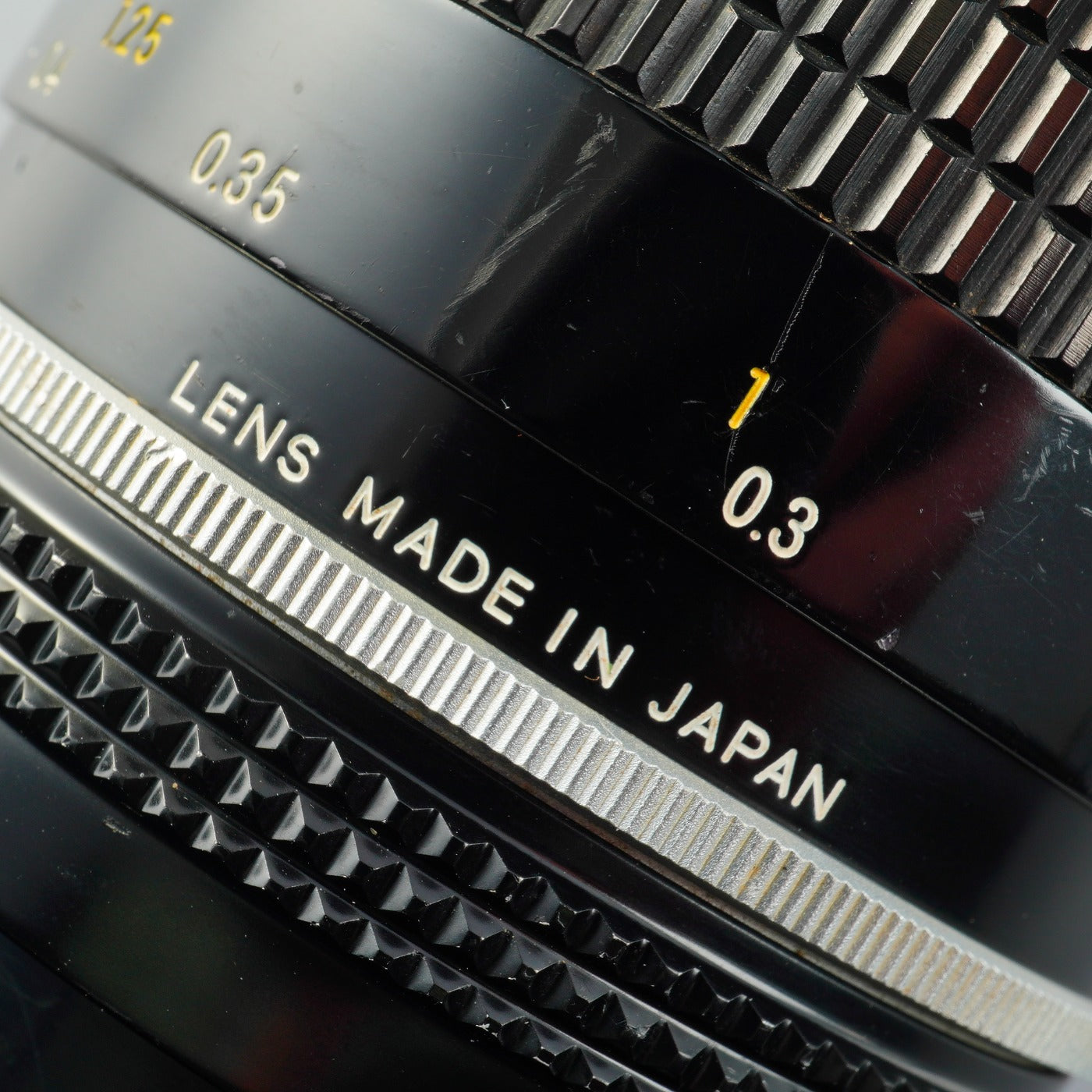 Nikon non-Ai NIKKOR 35mm F/2 prime lens