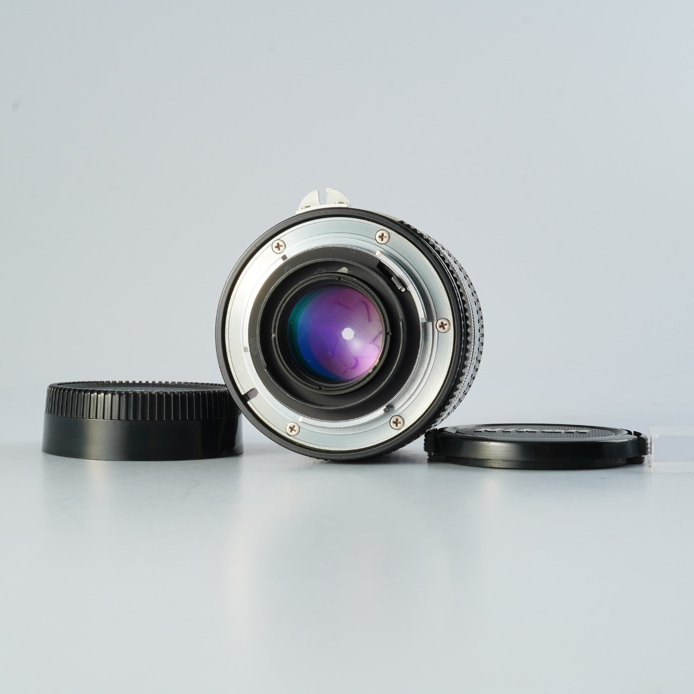 Nikon non-Ai NIKKOR 35mm F/2 prime lens