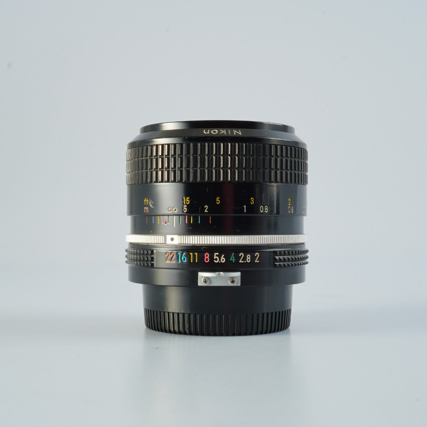 Nikon non-Ai NIKKOR 35mm F/2 prime lens