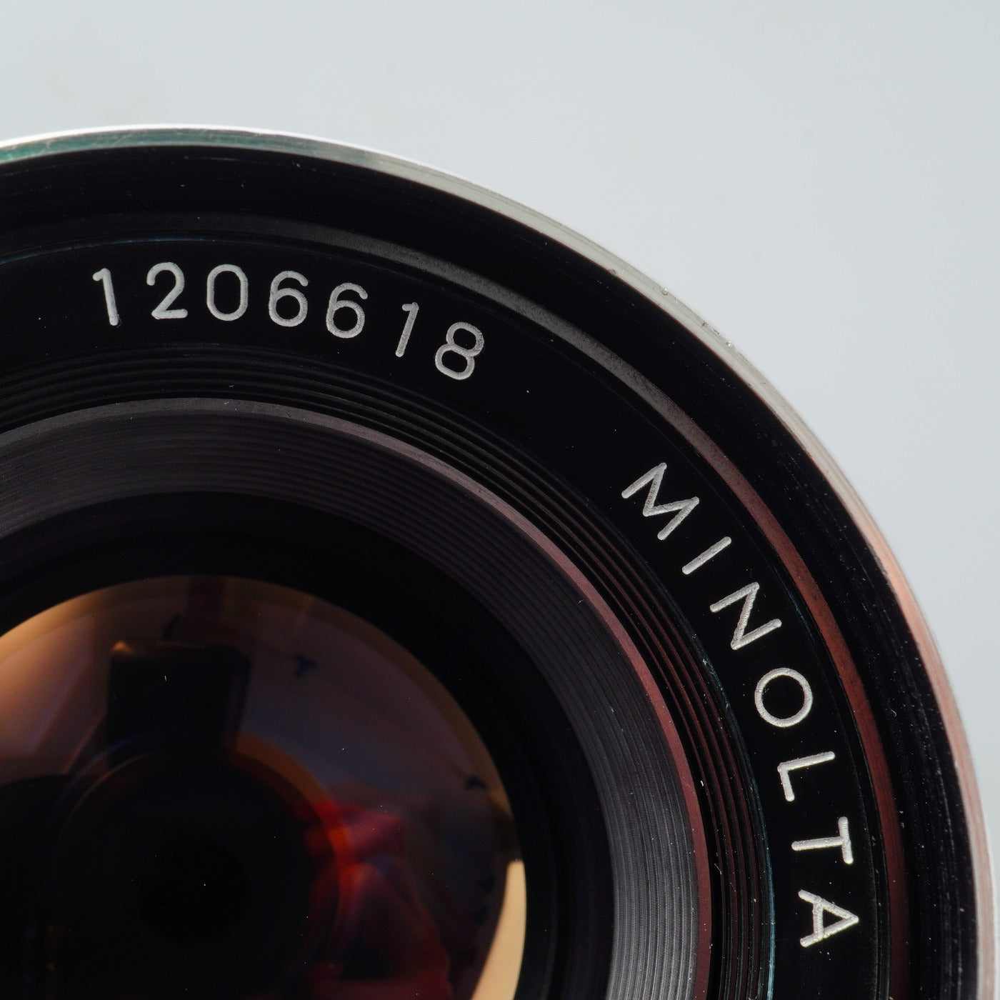 MINOLTA Auto Tele Rokkor-QE 100mm F/3.5 prime lens